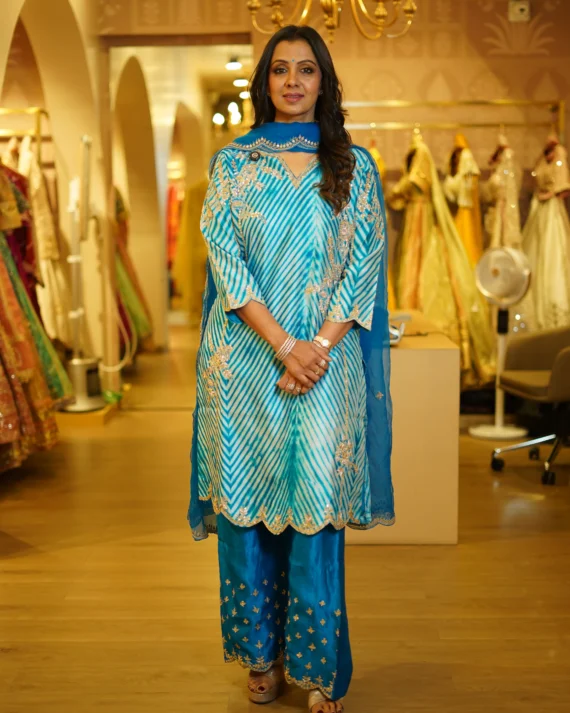 Leheriya Kurta With Pants And Organza Dupatta