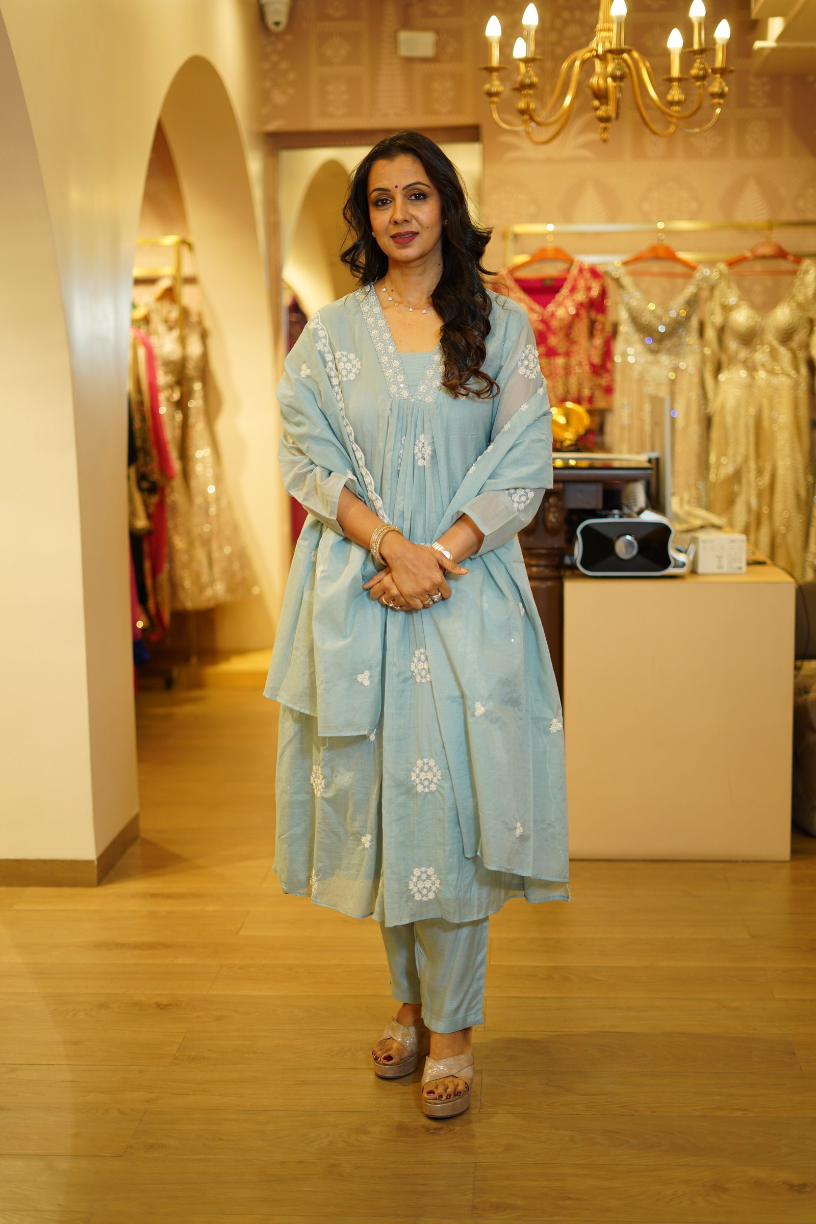 Mul Chanderi Floral Embroidered Kurta
